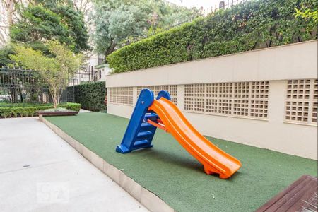 Apartamento à venda com 152m², 3 quartos e sem vaga Apartamento à venda com 152m², 3 quartos e sem vagaÁrea comum