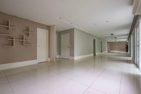 Apartamento à venda com 152m², 3 quartos e sem vaga Apartamento à venda com 152m², 3 quartos e sem vagaSala