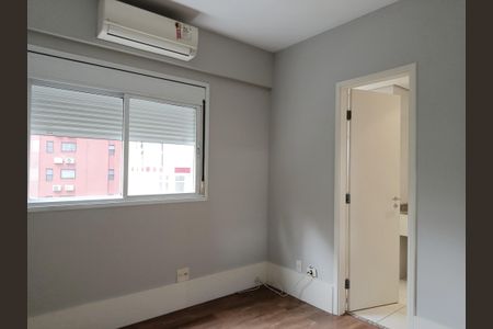 Apartamento à venda com 152m², 3 quartos e sem vagaSuíte 2