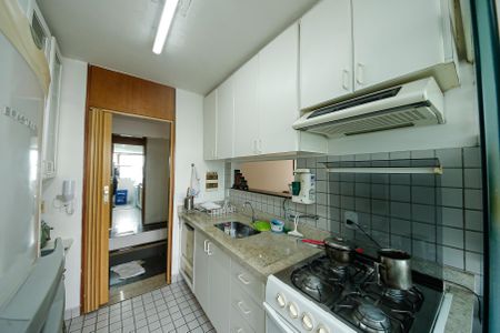 Apartamento à venda com 74m², 3 quartos e 1 vagaCozinha