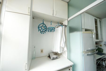 Apartamento à venda com 74m², 3 quartos e 1 vagaÁrea de Serviço