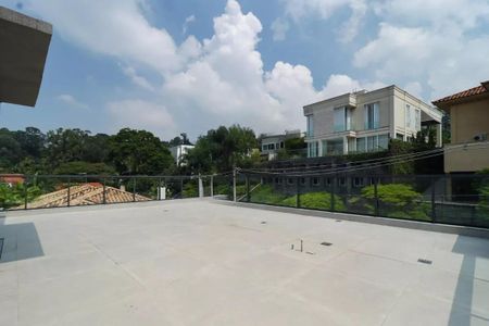 Casa de condomínio à venda com 548m², 4 quartos e 4 vagas
