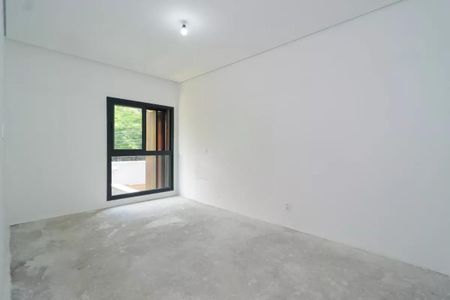 Casa de condomínio à venda com 548m², 4 quartos e 4 vagas