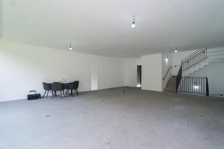 Casa de condomínio à venda com 548m², 4 quartos e 4 vagas