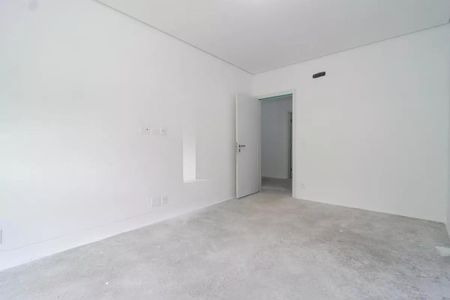 Casa de condomínio à venda com 548m², 4 quartos e 4 vagas