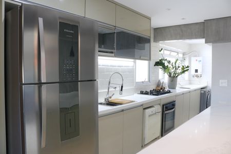 Apartamento à venda com 90m², 2 quartos e 1 vagaCozinha e Área de Serviço
