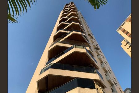 Apartamento à venda com 237m², 4 quartos e 3 vagas