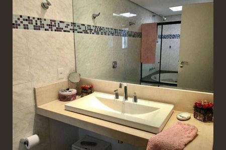 Apartamento à venda com 237m², 4 quartos e 3 vagas