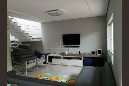 Casa à venda com 268m², 3 quartos e 3 vagas