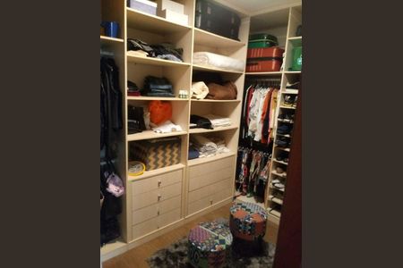 Casa à venda com 268m², 3 quartos e 3 vagas