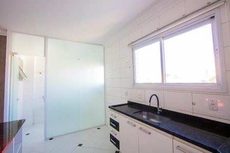Apartamento para alugar com 75m², 2 quartos e 2 vagas Apartamento para alugar com 75m², 2 quartos e 2 vagasCozinha