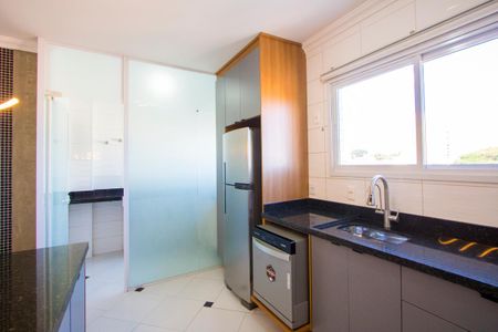 Apartamento para alugar com 100m², 2 quartos e 2 vagas Apartamento para alugar com 100m², 2 quartos e 2 vagasCozinha