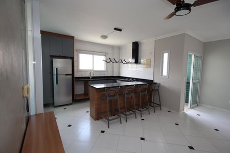 Apartamento para alugar com 75m², 2 quartos e 2 vagasCozinha