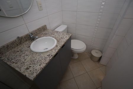 Apartamento para alugar com 75m², 2 quartos e 2 vagasBanheiro