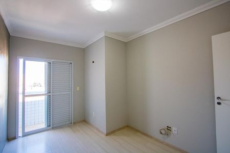 Apartamento para alugar com 75m², 2 quartos e 2 vagas Apartamento para alugar com 75m², 2 quartos e 2 vagasQuarto