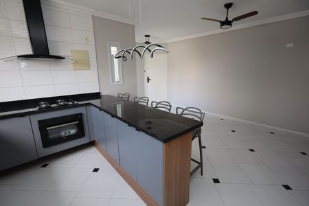 Apartamento para alugar com 75m², 2 quartos e 2 vagasCozinha