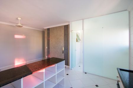 Apartamento para alugar com 75m², 2 quartos e 2 vagas Apartamento para alugar com 75m², 2 quartos e 2 vagasCozinha