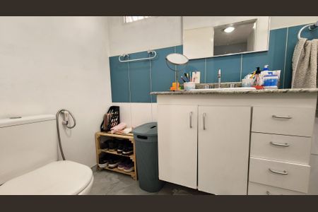 Casa à venda com 175m², 5 quartos e 1 vagaBanheiro