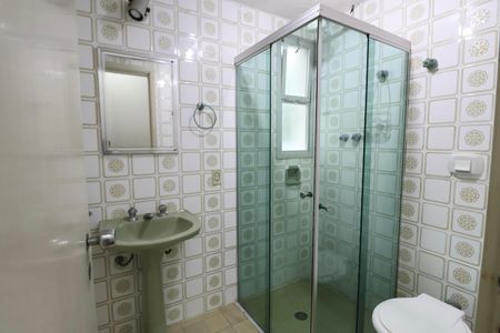 Apartamento para alugar com 120m², 4 quartos e 1 vaga Apartamento para alugar com 120m², 4 quartos e 1 vagaBanheiro Social