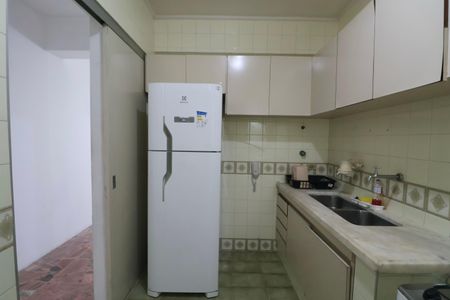 Apartamento para alugar com 120m², 4 quartos e 1 vaga Apartamento para alugar com 120m², 4 quartos e 1 vagaCozinha