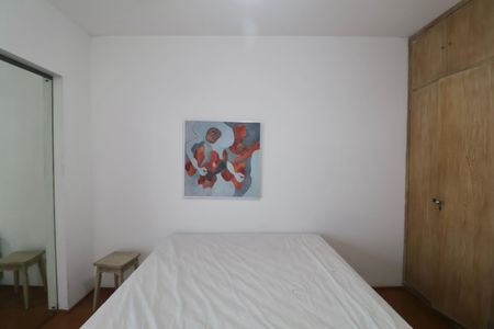 Apartamento para alugar com 120m², 4 quartos e 1 vaga Apartamento para alugar com 120m², 4 quartos e 1 vagaSuíte