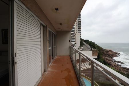 Apartamento para alugar com 120m², 4 quartos e 1 vaga Apartamento para alugar com 120m², 4 quartos e 1 vagaVaranda Suíte