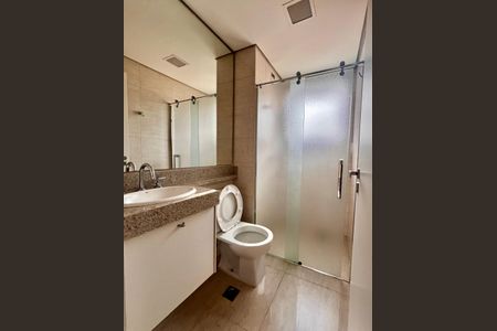 Apartamento à venda com 186m², 3 quartos e 3 vagasBanheiro 