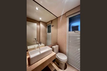 Apartamento à venda com 186m², 3 quartos e 3 vagasLavabo