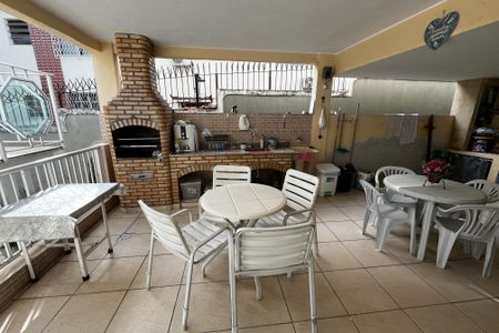 Casa à venda com 184m², 4 quartos e 4 vagasÁrea gourmet