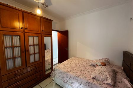 Casa à venda com 184m², 4 quartos e 4 vagasQuarto 3