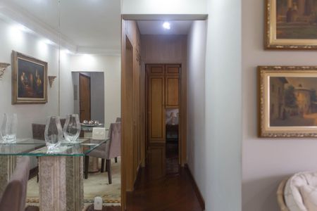 Apartamento à venda com 68m², 1 quarto e 1 vagaCorredor