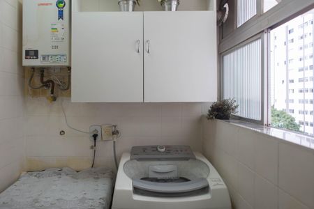 Apartamento à venda com 68m², 1 quarto e 1 vagaÁrea de Serviço