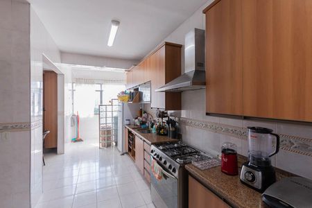 Apartamento à venda com 130m², 3 quartos e 2 vagasCozinha