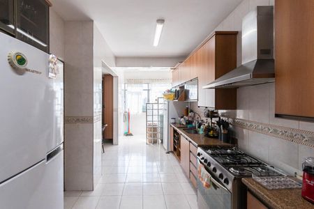 Apartamento à venda com 130m², 3 quartos e 2 vagasCozinha