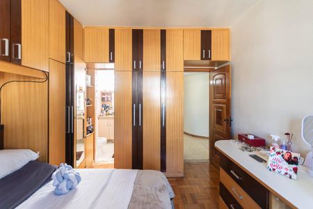 Apartamento à venda com 130m², 3 quartos e 2 vagasSuíte