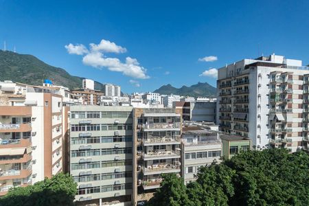 Apartamento à venda com 130m², 3 quartos e 2 vagasVista
