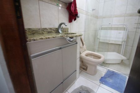 Casa à venda com 356m², 3 quartos e 2 vagasBanheiro da Suíte 2