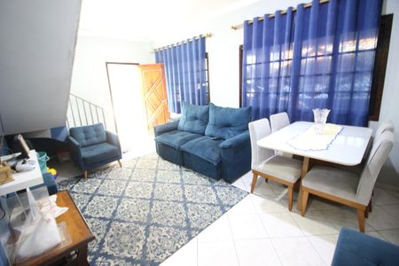 Casa à venda com 356m², 3 quartos e 2 vagasSala