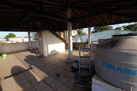 Casa à venda com 356m², 3 quartos e 2 vagasQuintal superior