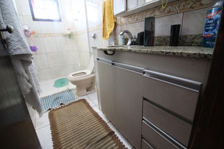 Casa à venda com 356m², 3 quartos e 2 vagasBanheiro da Suíte 1