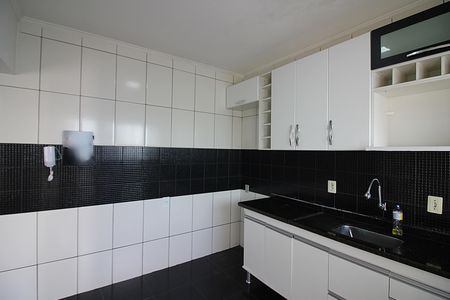 Apartamento à venda com 54m², 2 quartos e 1 vagaCozinha