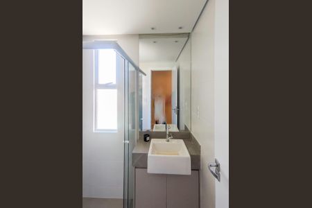 Apartamento à venda com 74m², 3 quartos e 2 vagasBanheiro 2