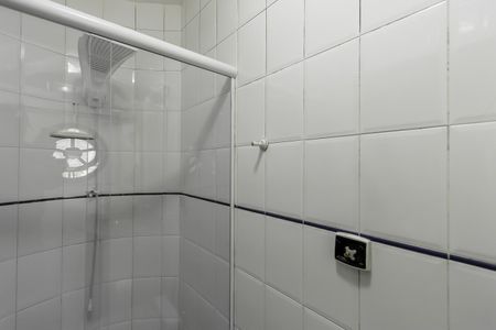 Casa à venda com 287m², 2 quartos e 2 vagas Casa à venda com 287m², 2 quartos e 2 vagasBanheiro da Suíte 2