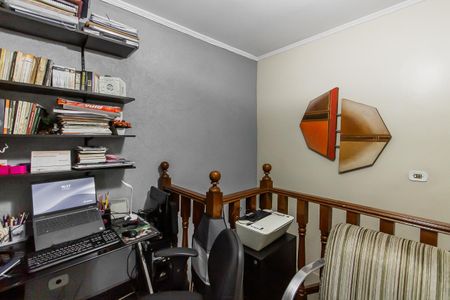 Casa à venda com 287m², 2 quartos e 2 vagas Casa à venda com 287m², 2 quartos e 2 vagasEscritório