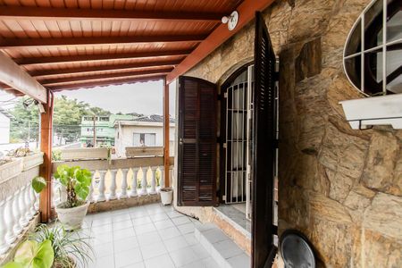 Casa à venda com 287m², 2 quartos e 2 vagas Casa à venda com 287m², 2 quartos e 2 vagasVaranda do Escritório