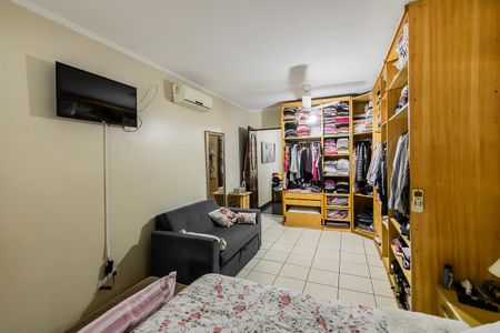 Casa à venda com 287m², 2 quartos e 2 vagas Casa à venda com 287m², 2 quartos e 2 vagasSuite 2