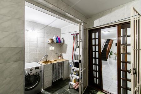 Casa à venda com 287m², 2 quartos e 2 vagas Casa à venda com 287m², 2 quartos e 2 vagasÁrea de Serviço