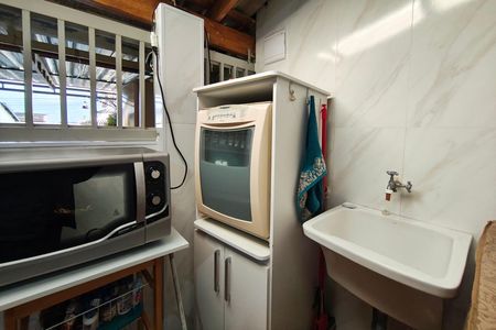 Casa à venda com 80m², 2 quartos e 4 vagasÁrea de Serviço