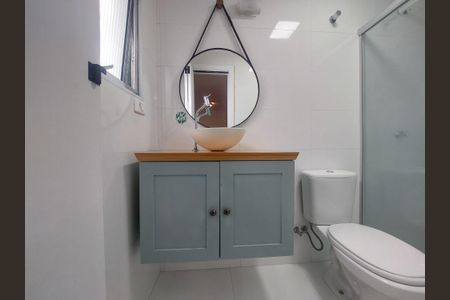 Casa à venda com 140m², 3 quartos e 2 vagasBanheiro 1