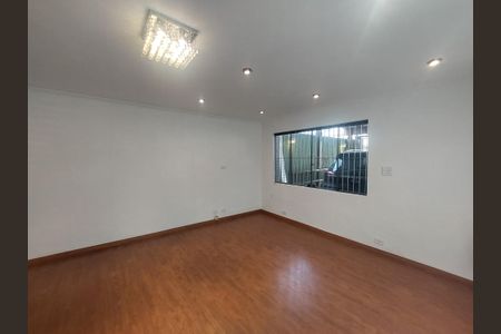 Casa à venda com 140m², 3 quartos e 2 vagasSala